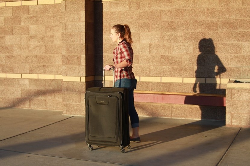 amazon basics expandable softsided 29 - rolling on hard surfaces in spinner mode is no problem. it moves...