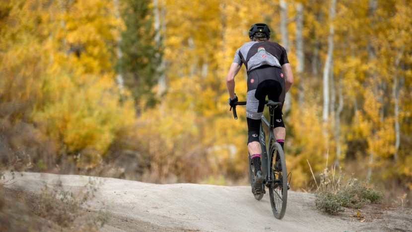 ibis hakka mx rival - the hakka&#039;s climbing efficiency is unparalleled.