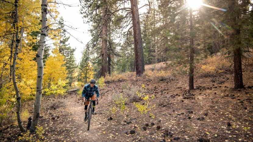 ibis hakka mx rival - the 27.5&quot; setup on the hakka give it a somewhat more forgiving ride...