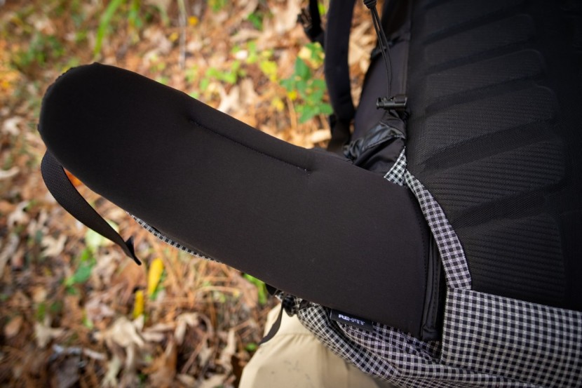 granite gear blaze 60 - the waist belt and shoulder straps have great support for a heavy...