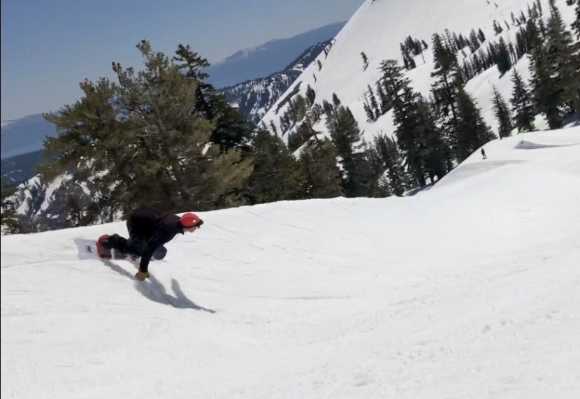 never summer swift - the swift is easy to get on edge to surf the mountain.