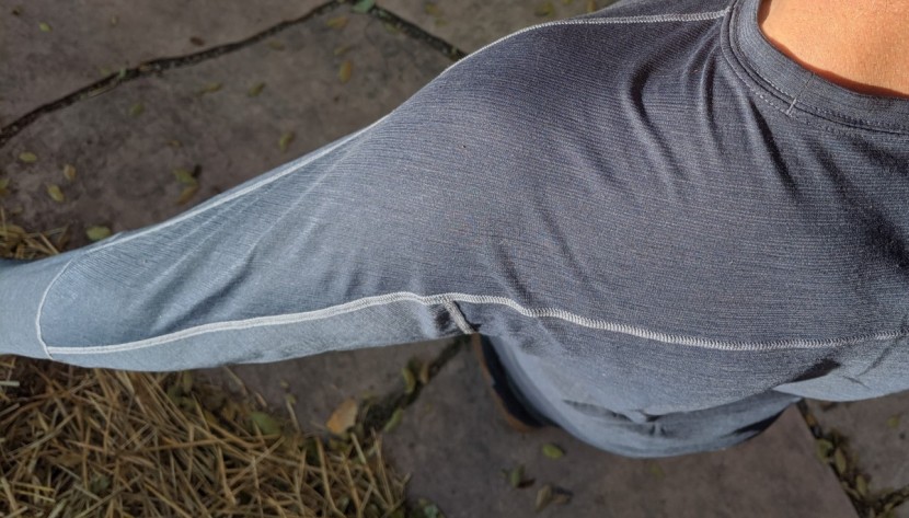 norrona equaliser - two flatlock seams isolate the shoulders and back from the torso, a...