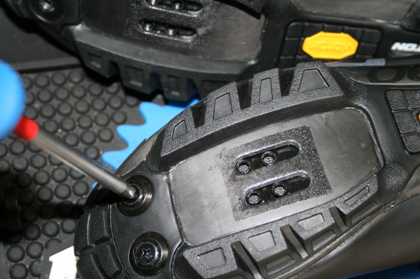 giro empire vr90 for women - installing the toe spikes provided to be a bit finicky due to the...