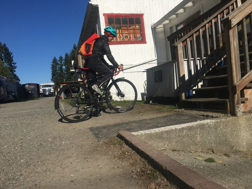 arc&#039;teryx norvan sl hoody for women - the norvan breathes well enough for those times when the sun comes...