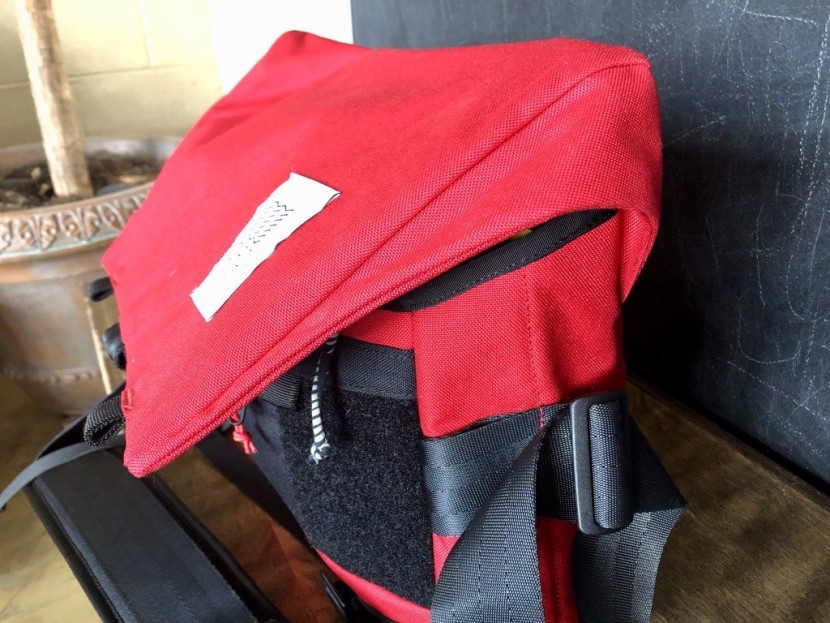 topo designs messenger - the topo is well-constructed with strong materials and excellent...