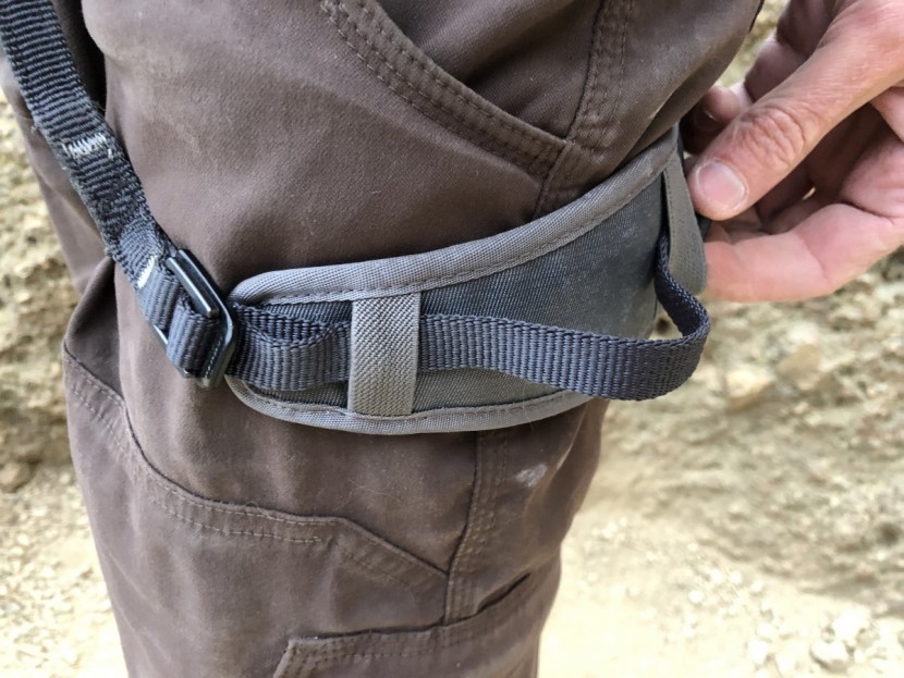 mammut ophir 4 slide - each of the leg loops has an adjustment buckle which is easy to...