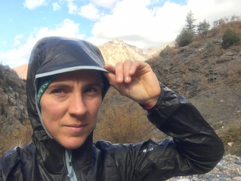 arc&#039;teryx norvan sl hoody for women - we loved the hood on the norvan; it kept rain out of our eyes. the...