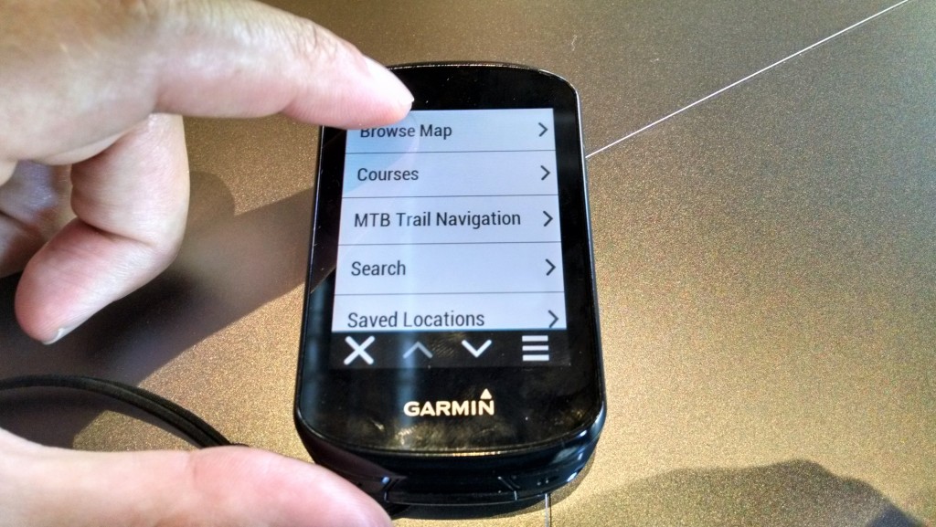  Garmin Edge 530 GPS Cycling/Bike Computer with Mapping and  Signature Series Resistance Band : Electronics