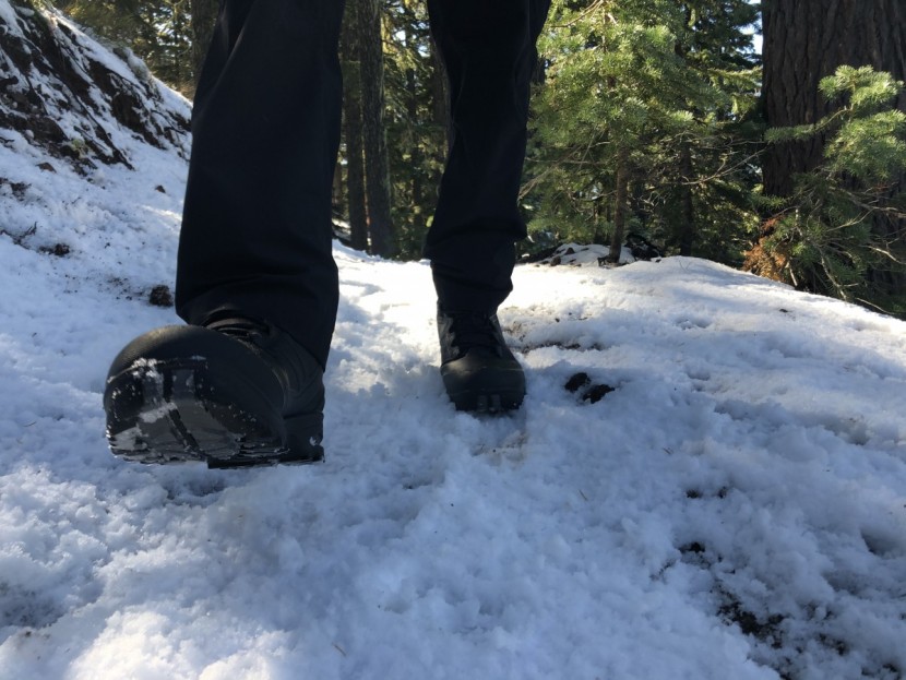 salomon toundra pro cswp - made with aerotherm aerogel, a non-compressible and super insulative...