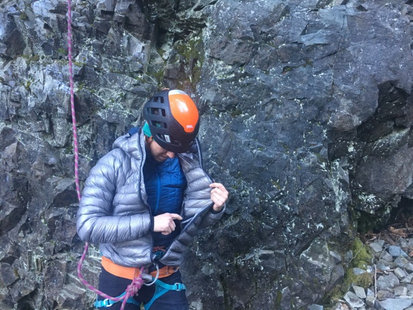 the north face summit l3 hoody for women - the elastic inside pockets are great for keeping gloves warm and dry.