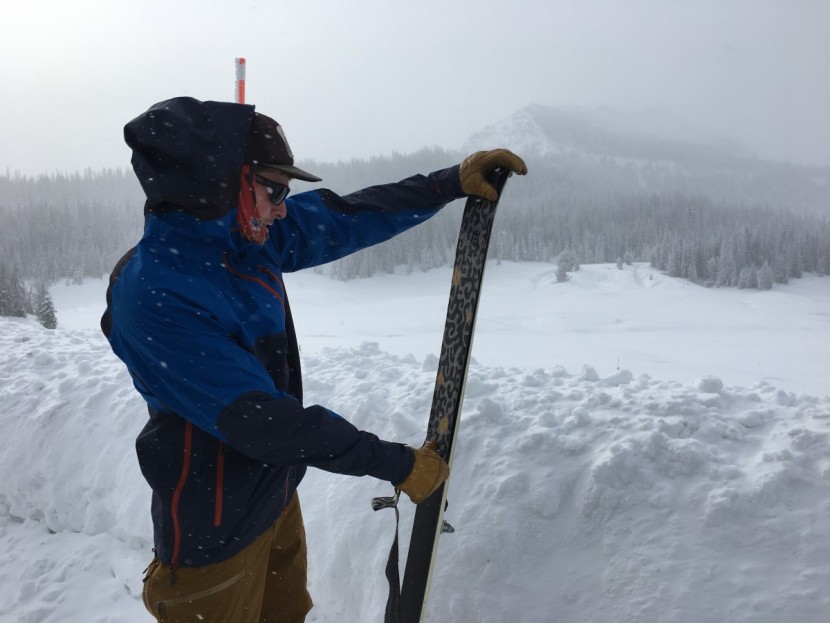 outdoor research hemispheres jacket - the hemisphere&#039;s gore-tex fabric is thick enough to block the wind...