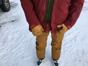 A large and effective powder skirt seals the hem on super deep days.