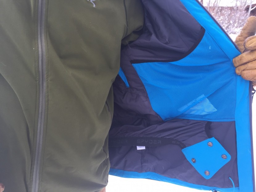 spyder chambers - a moderate amount of synthetic insulation provides warmth in the...