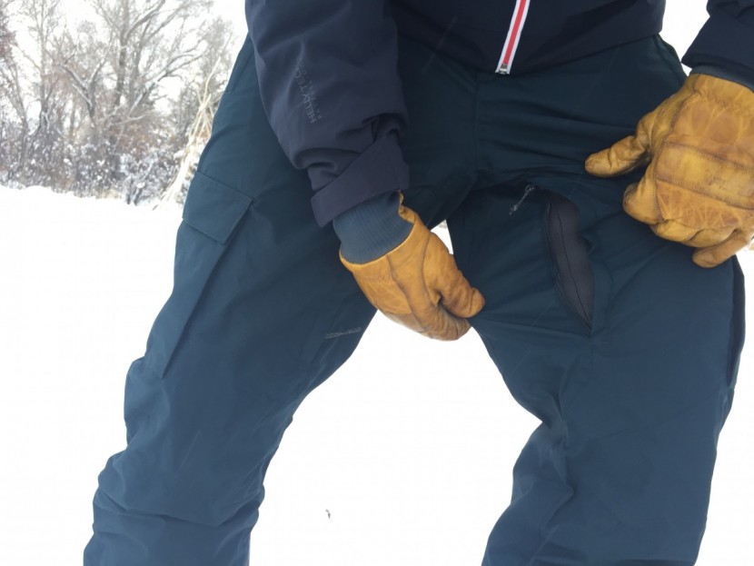 columbia ridge to run iii - short vents with mesh backing, located on the inside of the thigh.