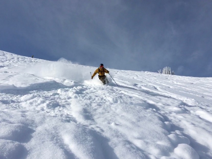 ski pants men - insulated pants putting in time in their happy place: deep snow and...
