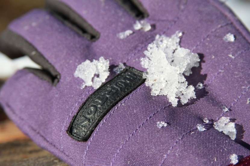 ski gloves womens - nylon offers decent water resistance but eventually starts to absorb...