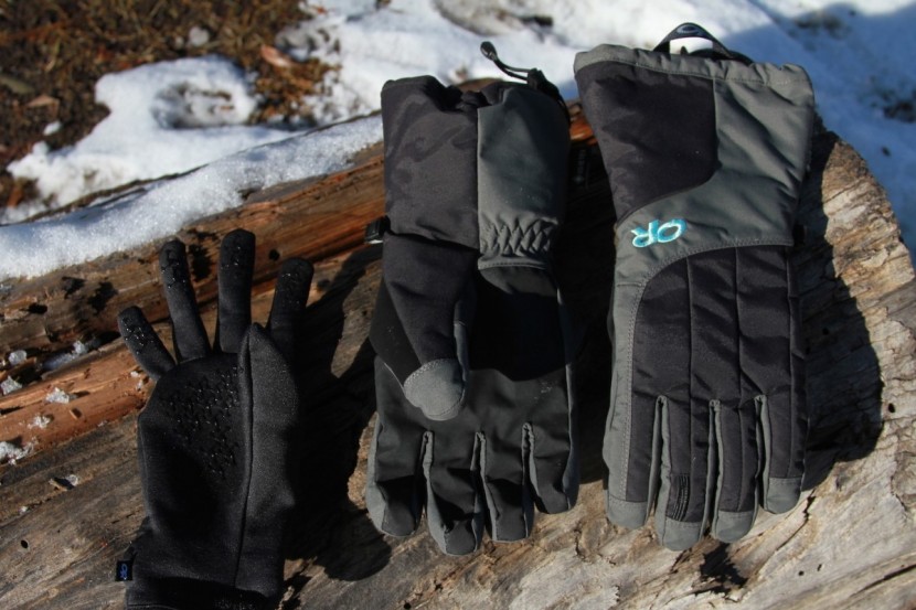 outdoor research arete for women - a look at the thin construction and liners. this glove is not warm...