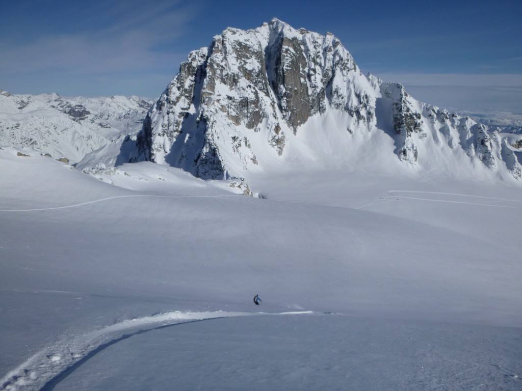 ski gloves womens - crushing fine powder lines in alaska is just one of the many ways we...