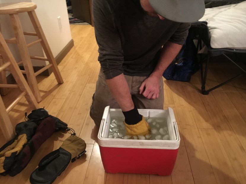 flylow ridge glove - our ice bath/ submersion test, testing the warmth and waterproofing...