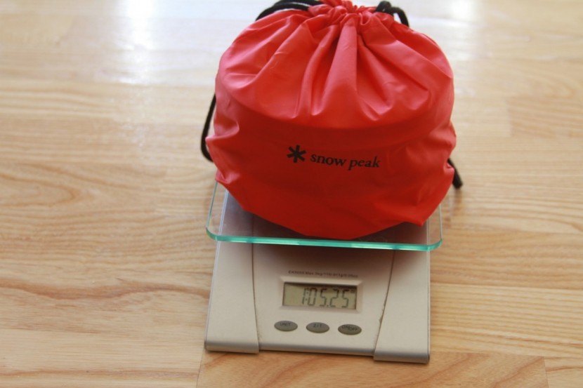snow peak personal cooker 3 - this set weighs 1 lb 5 ounces (1.3 lbs) with all its components...