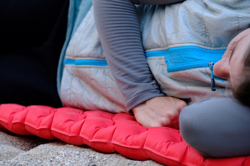 SEA TO SUMMIT Comfort Plus S グレー Amazon.com : Sea to Summit Comfort Plus Self-Inflating Foam