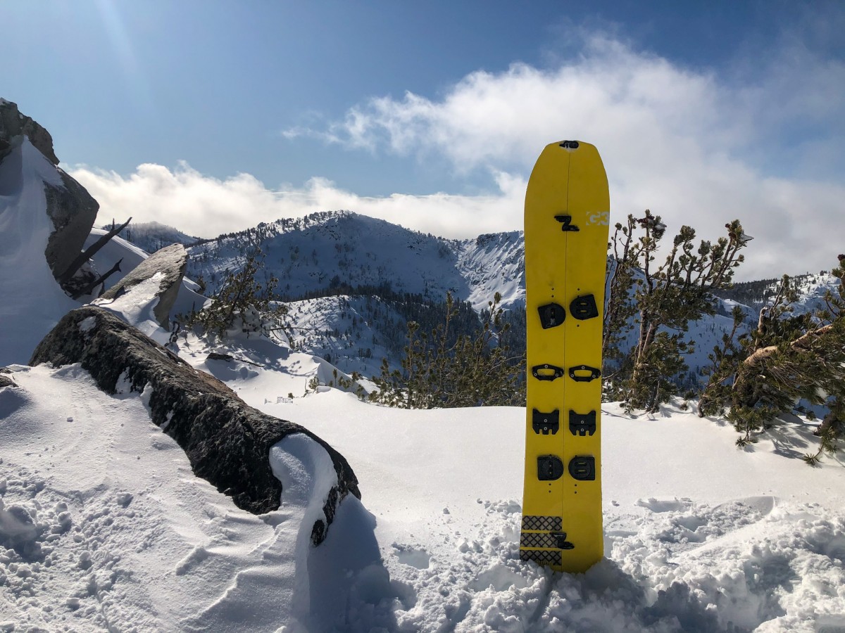 Best splitboard Review (The G3 Axle has a versatile shape that is ready to ride anything in sight.)