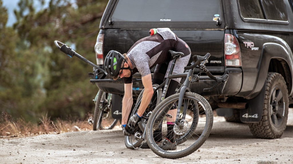 gravel bike - swapping between wheel and tire sizes during testing.