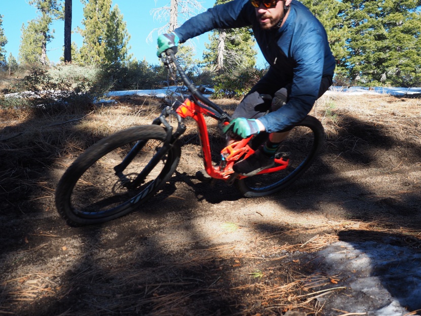 vittoria martello 2.6 - this tire crushes buff flow trails.