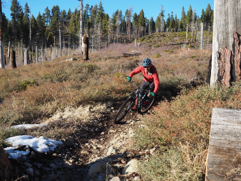 bontrager se4 team issue 2.6 - this tire is quite comfortable in a lot of situations on a lot of...