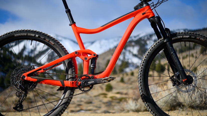 giant trance 29 3 - not only is it have a neon red, but it has a modern geometry and...