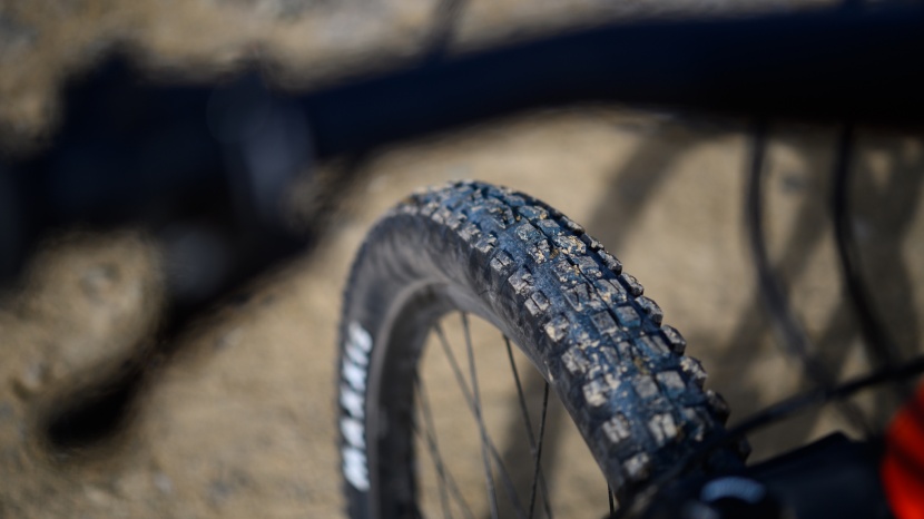 a maxxis minion dhf in the front for confident and predictable...