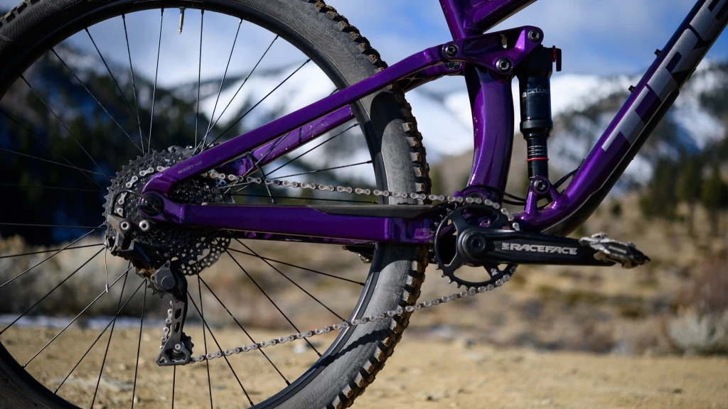 trek fuel ex 5 mountain bike under 3000 review - while it may not have the bling factor of 12-speed drivetrains, the...