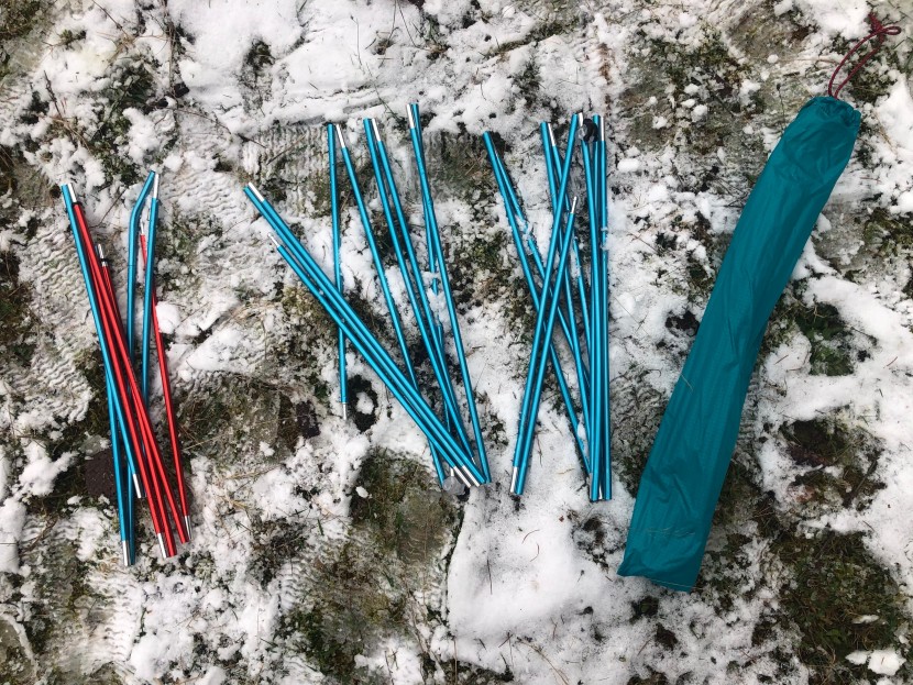 mountain hardwear outpost 2 - the outpost uses color coded poles to make it easier to identify...