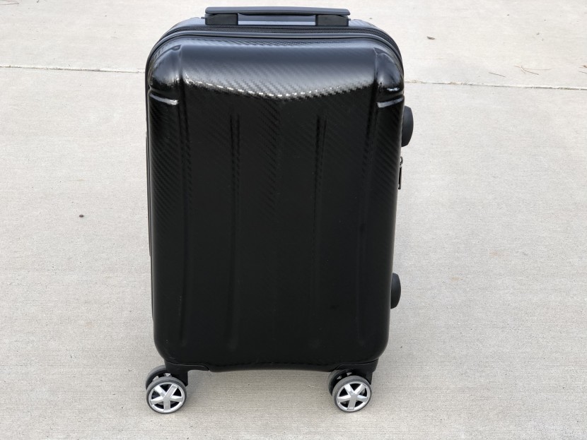 amazon basics oxford expandable 20&quot; - on paper, this suitcase seems like it&#039;s got all the basic features...
