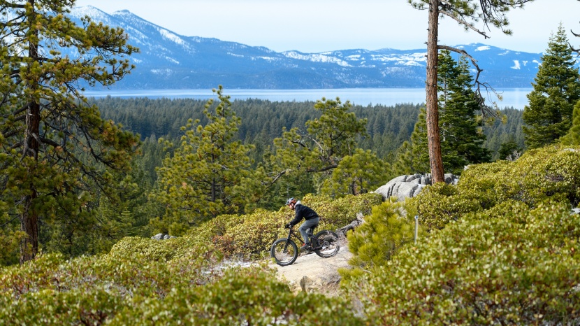 giant yukon 1 - the yukon works great on snow, sand, even trail riding thanks to the...