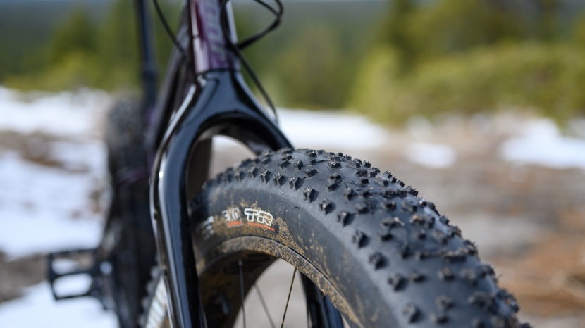 giant yukon 1 - the 27.5 x 4.5-inch maxxis colossus tires front and rear are...