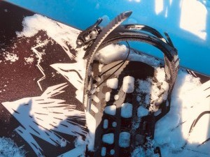 spark r&d blaze tr - the pin sits on the inside of the toe latter. it is not noticeable...