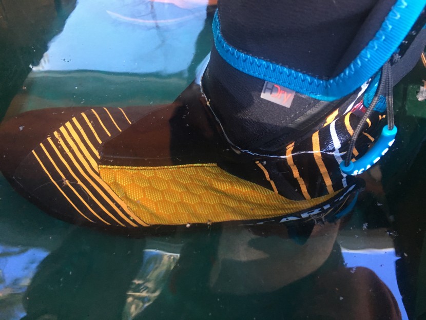 scarpa phantom tech - the phantom tech in the water bucket.