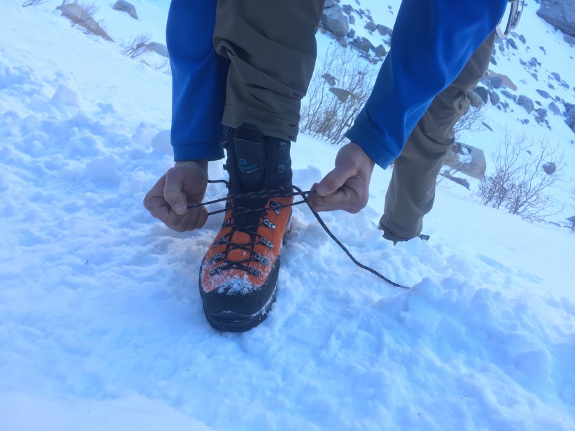 scarpa mont blanc pro - the mont blanc has a relatively straightforward lacing system.
