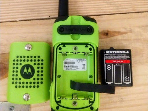 walkie talkies - the motorola t600 can operate with nimh or three alkaline aa...