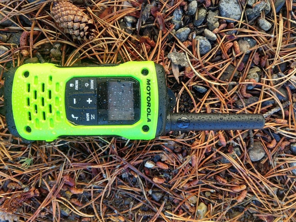Motorola Talkabout T600 H2O Waterproof FRS Radios walkie talkies 22 Channel  