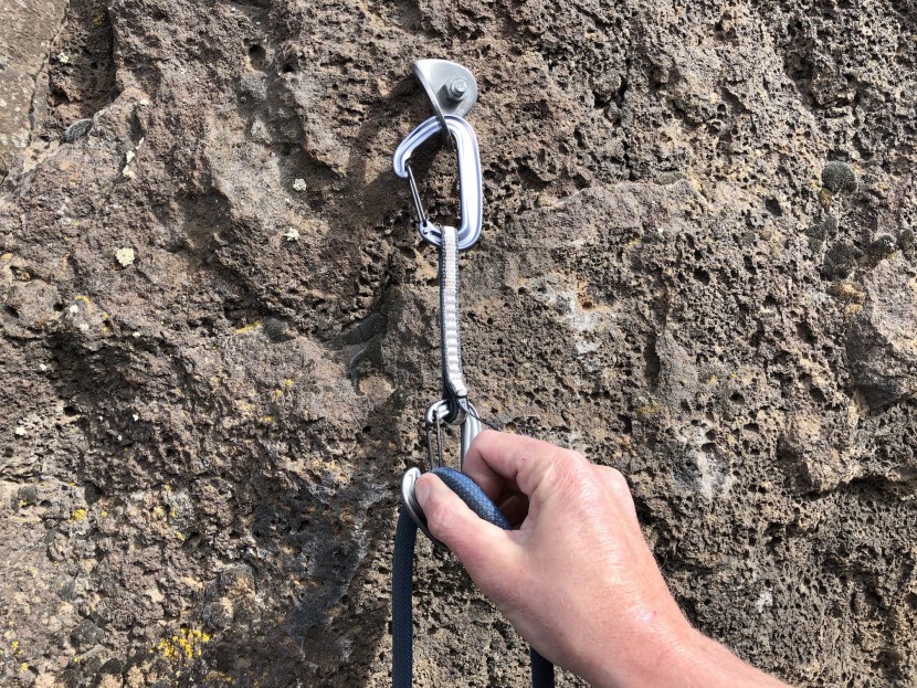 black diamond miniwire - the gate springs on the these tiny wiregates is really quite stiff...