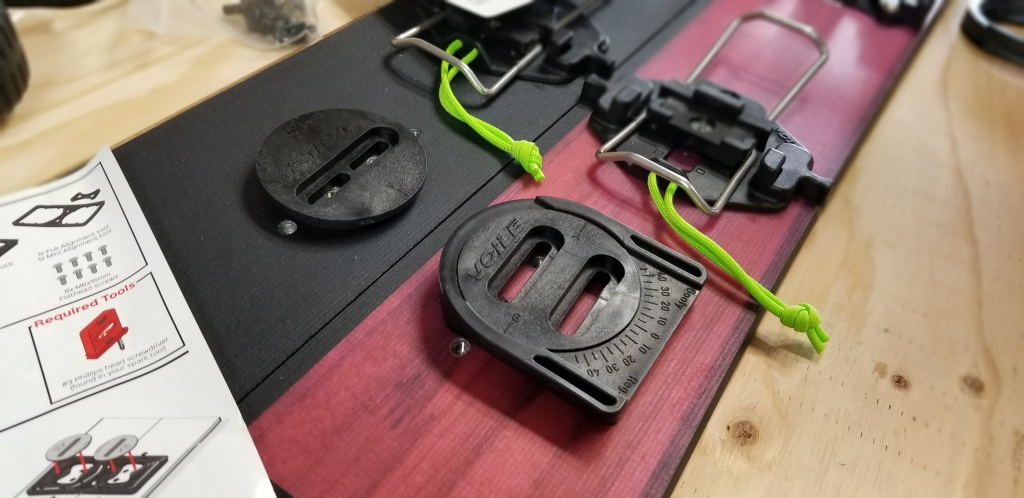 voile speed rail for women - the speed rail bindings have an integrated heel lock on the riser...