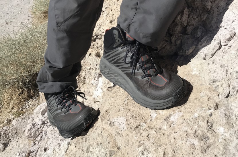 hoka one one speedgoat 2 mid wp