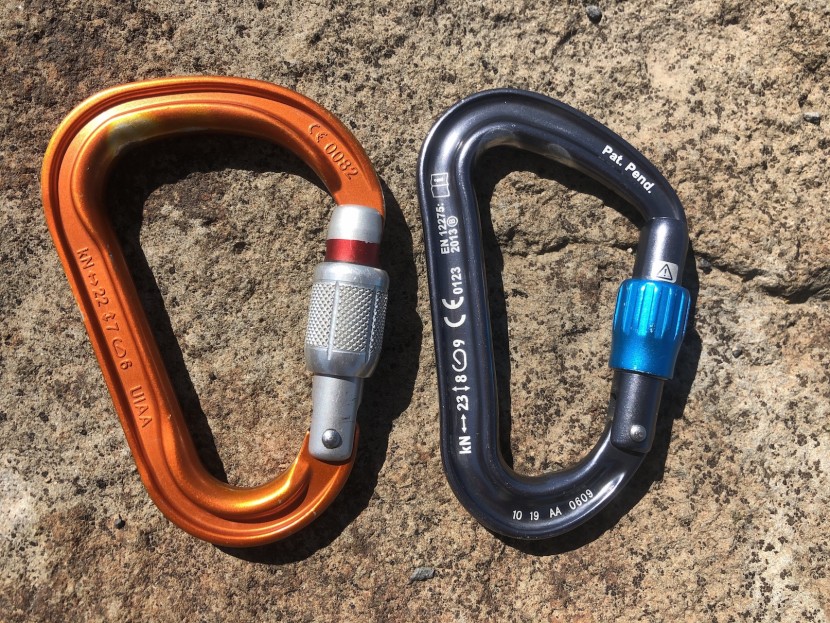 camp usa photon lock - showing two different forms of visual indicator on a screwgate...