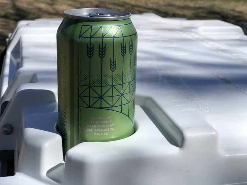 igloo imx 70qt - we're not totally convinced these cupholders in the lid make it...