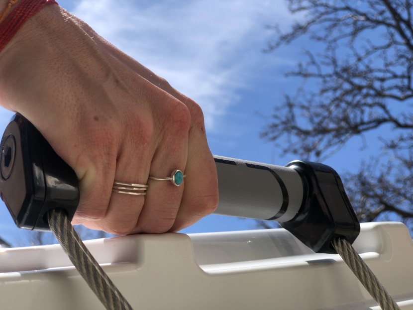 igloo imx 70qt - the longer handles are exactly the wrong length to let your knuckles...