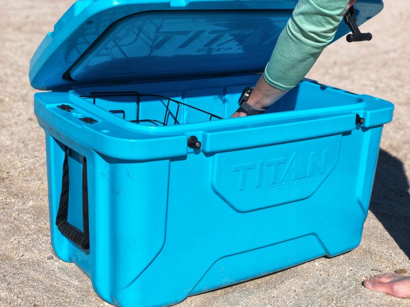 arctic zone titan deep freeze 55qt - not an exceptional insulator or a knock-out value, the titan doesn&#039;t...