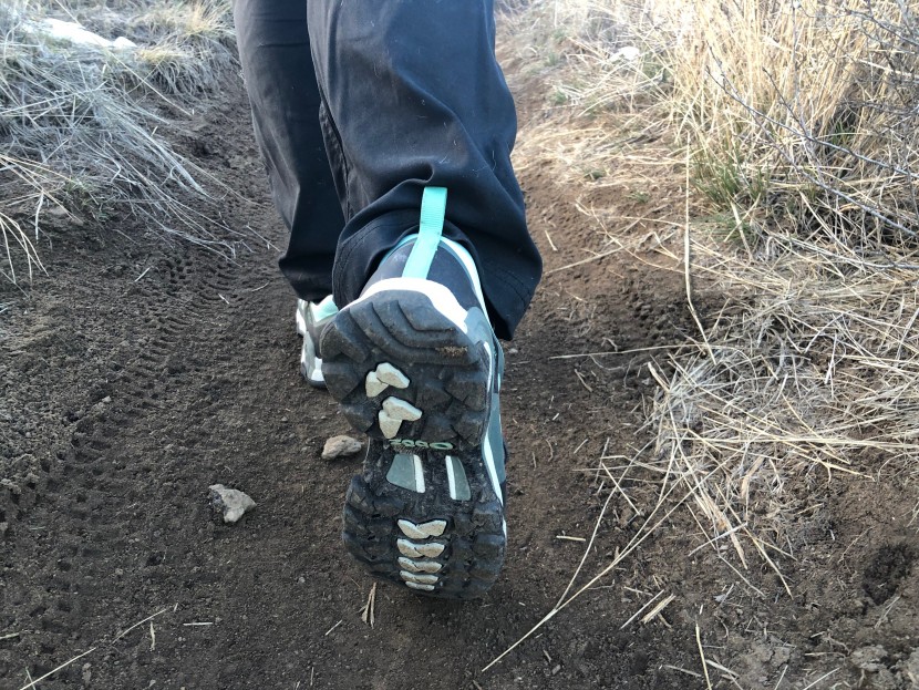 oboz arete low bdry for women - deep, multi-directional lugs will offer great traction on a variety...