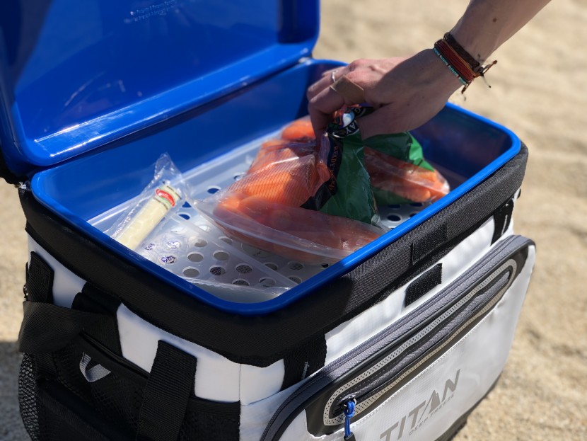 arctic zone titan deep freeze zipperless - despite having very thin insulation, the titan actually performs...